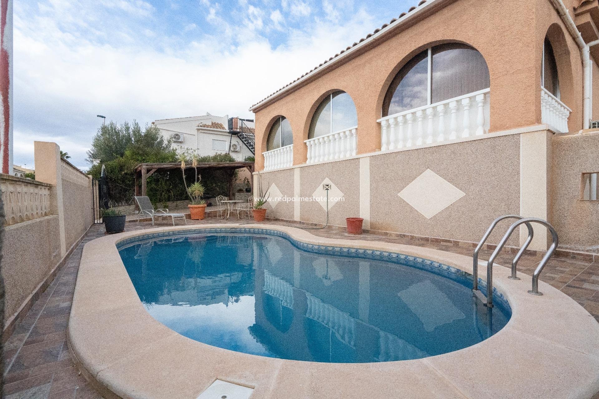 Reventa - Villa -
Mazarron - Camposol