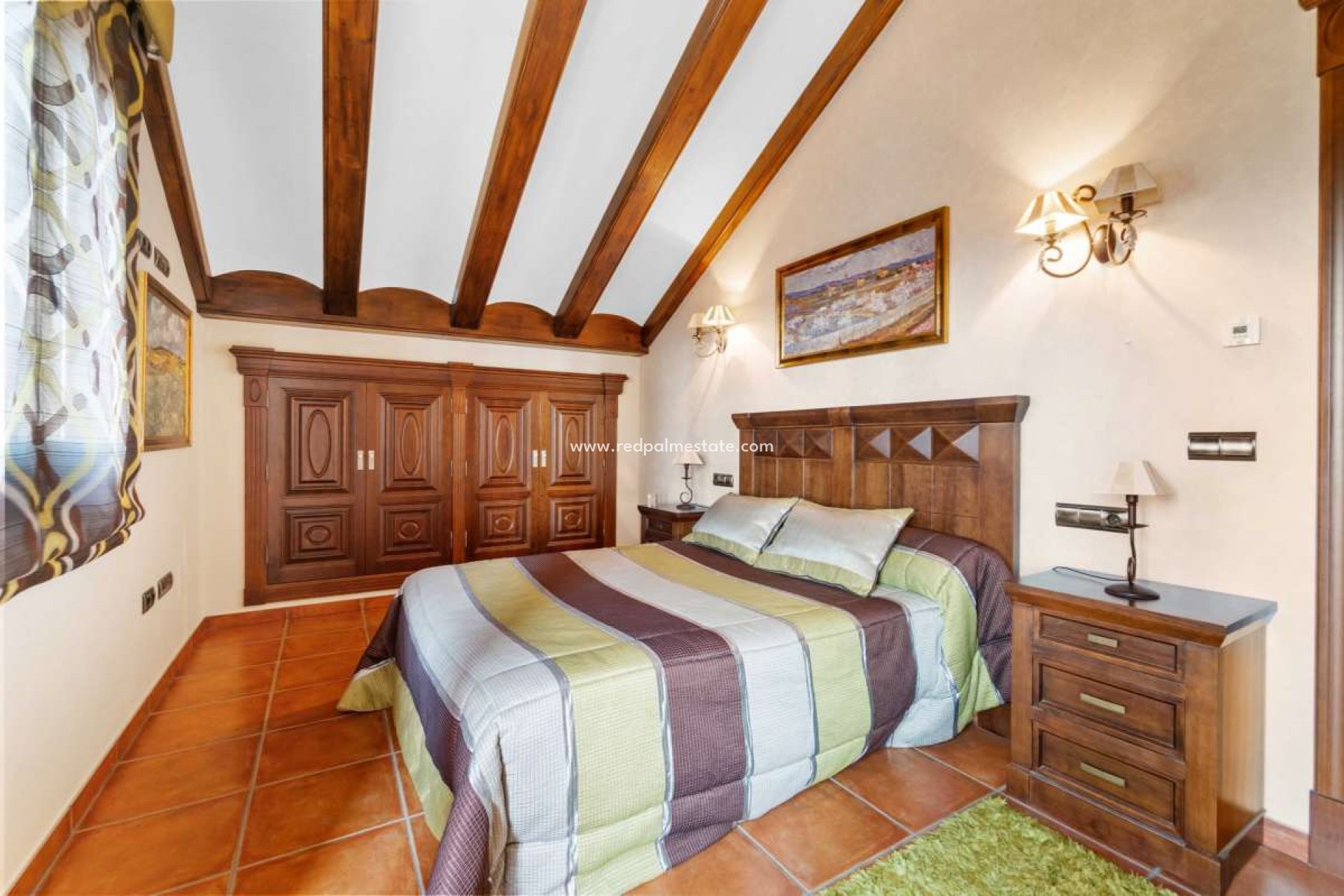 Reventa - Villa -
Molins - Inland