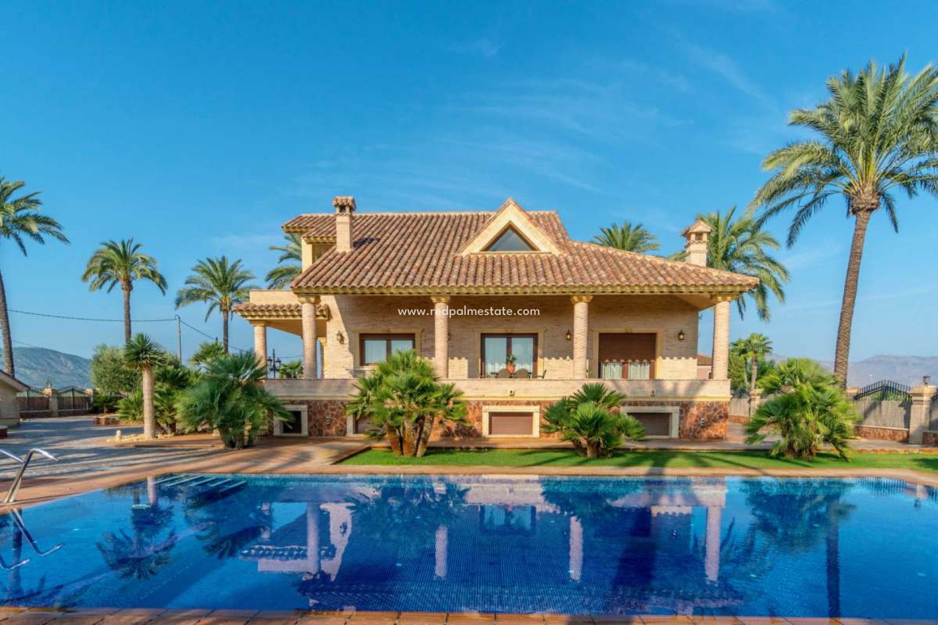 Reventa - Villa -
Molins - Inland