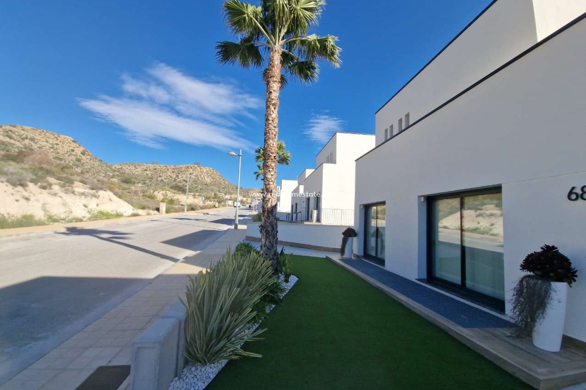 Reventa - Villa -
Monforte del Cid - Font del Llop