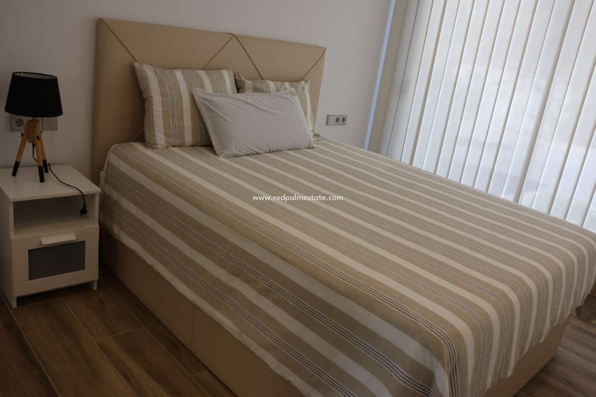 Reventa - Villa -
Monforte del Cid - Font del Llop