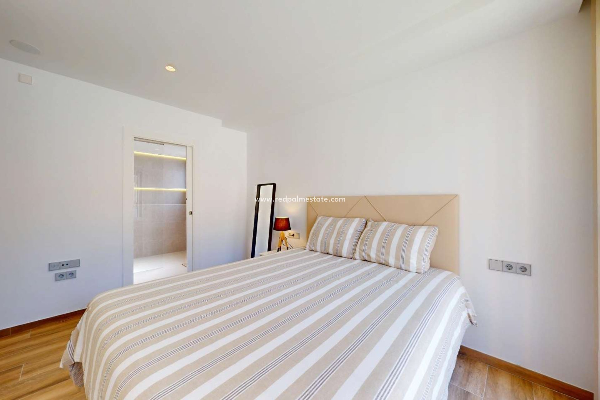 Reventa - Villa -
Monforte del Cid - Font del Llop