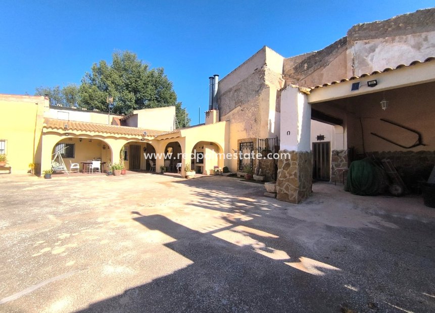 Reventa - Villa -
Monóvar/Monóver - Inland