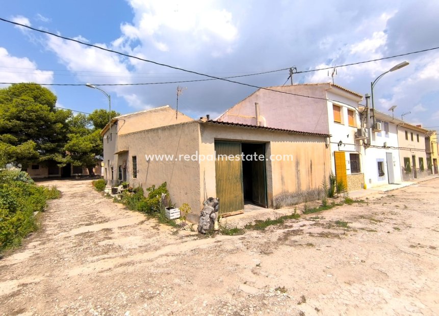 Reventa - Villa -
Monóvar/Monóver - Inland