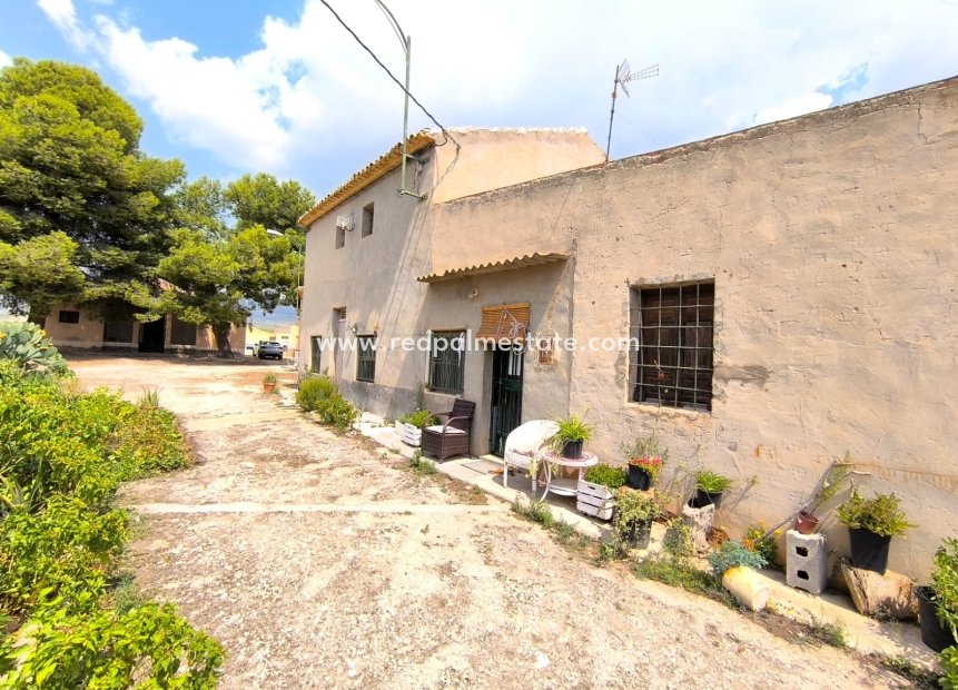Reventa - Villa -
Monóvar/Monóver - Inland