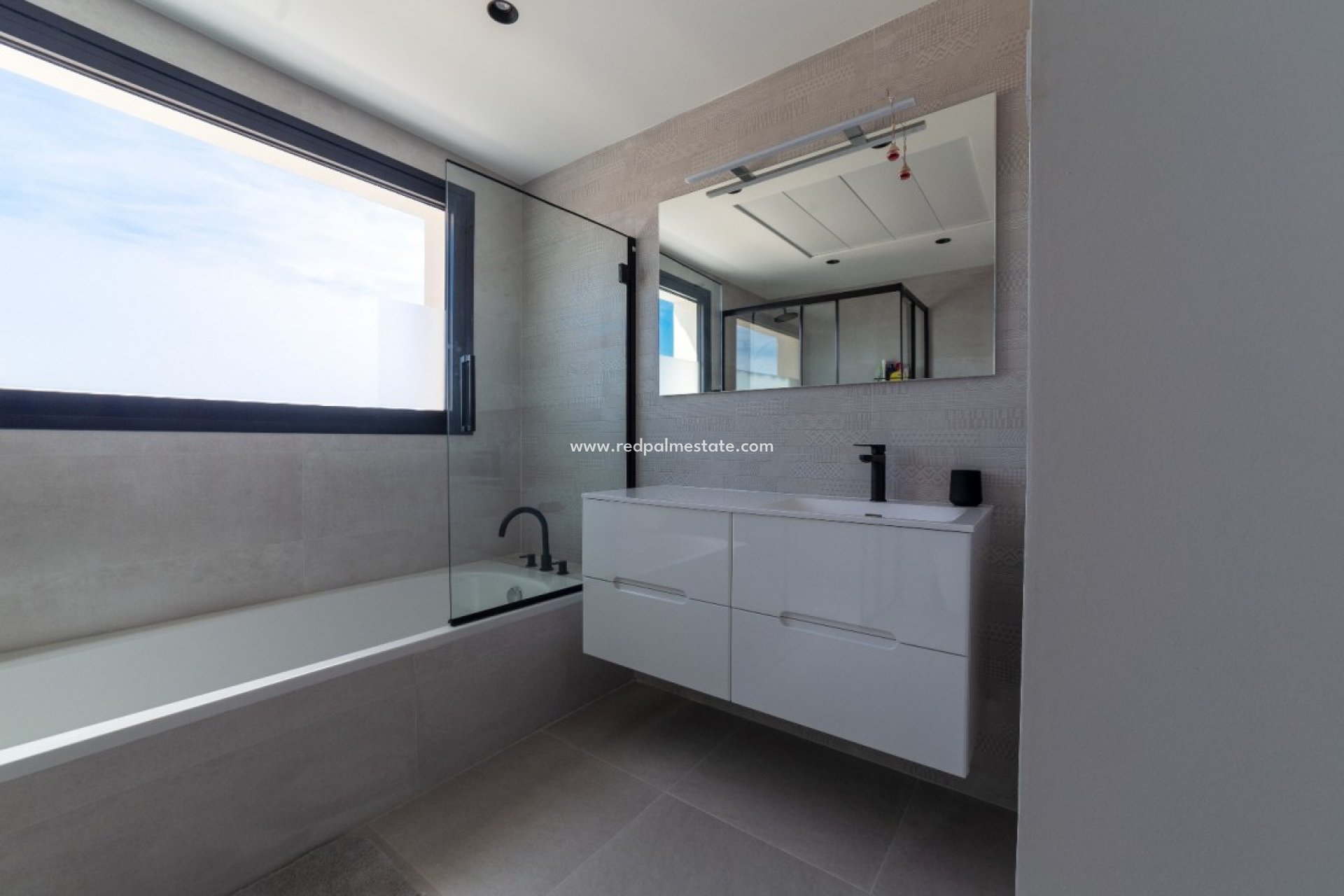 Reventa - Villa -
Montesinos - Costa Blanca