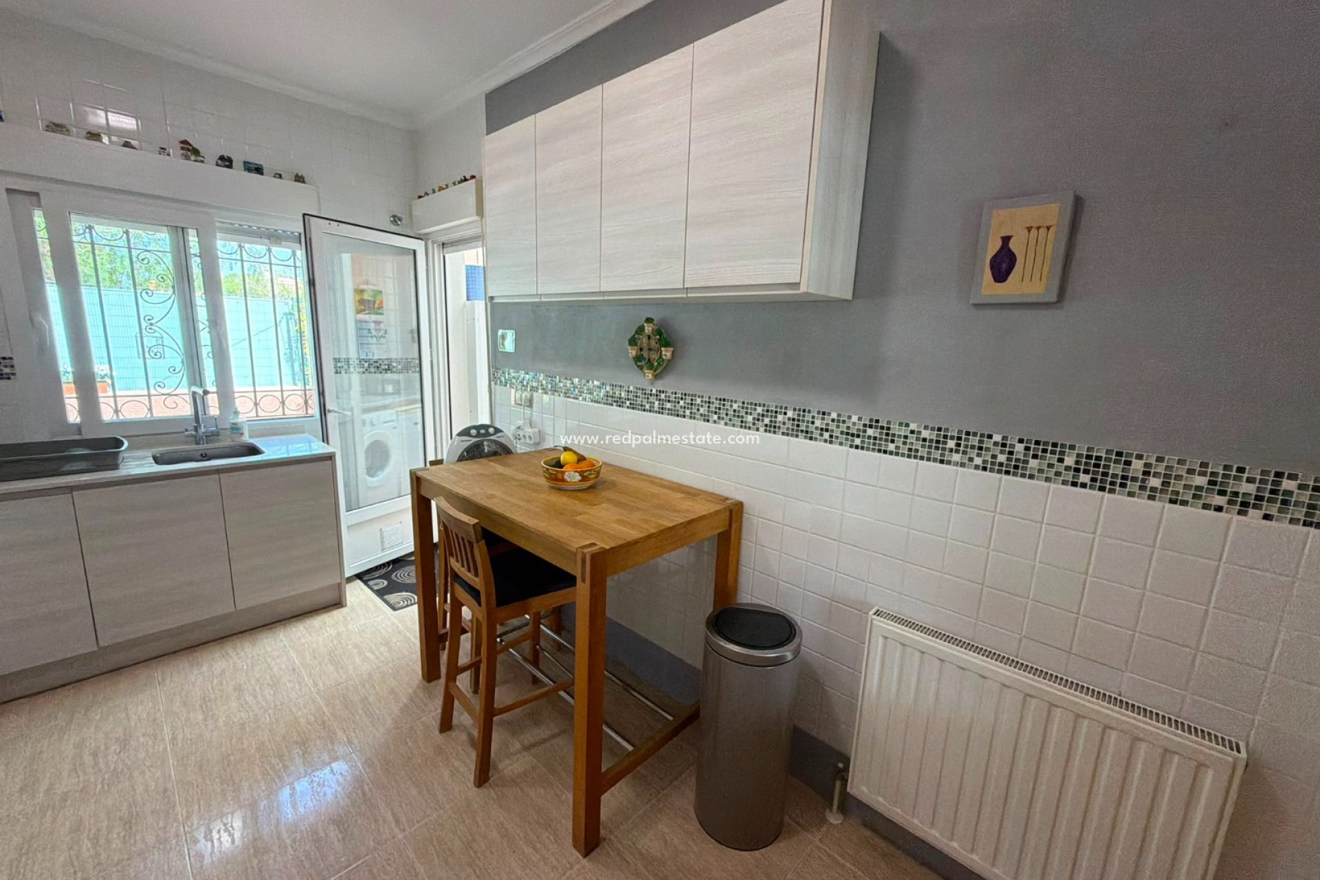 Reventa - Villa -
Montesinos - Los Montesinos