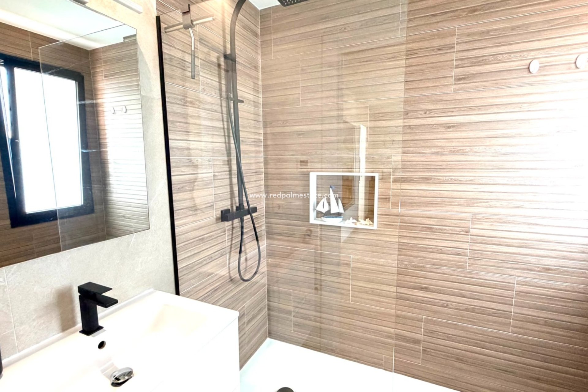 Reventa - Villa -
Montesinos - Los Montesinos