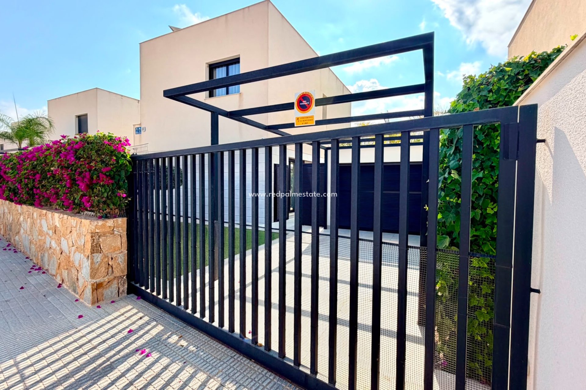 Reventa - Villa -
Montesinos - Los Montesinos