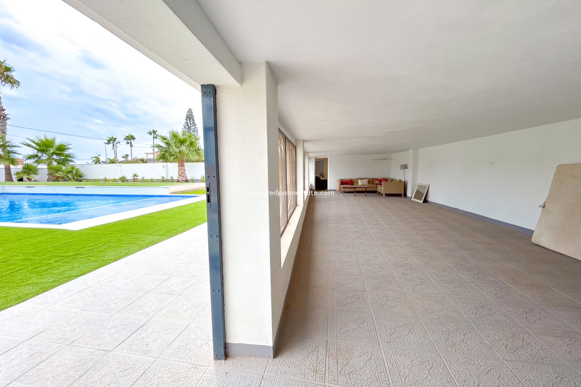 Reventa - Villa -
Montesinos - Los Montesinos
