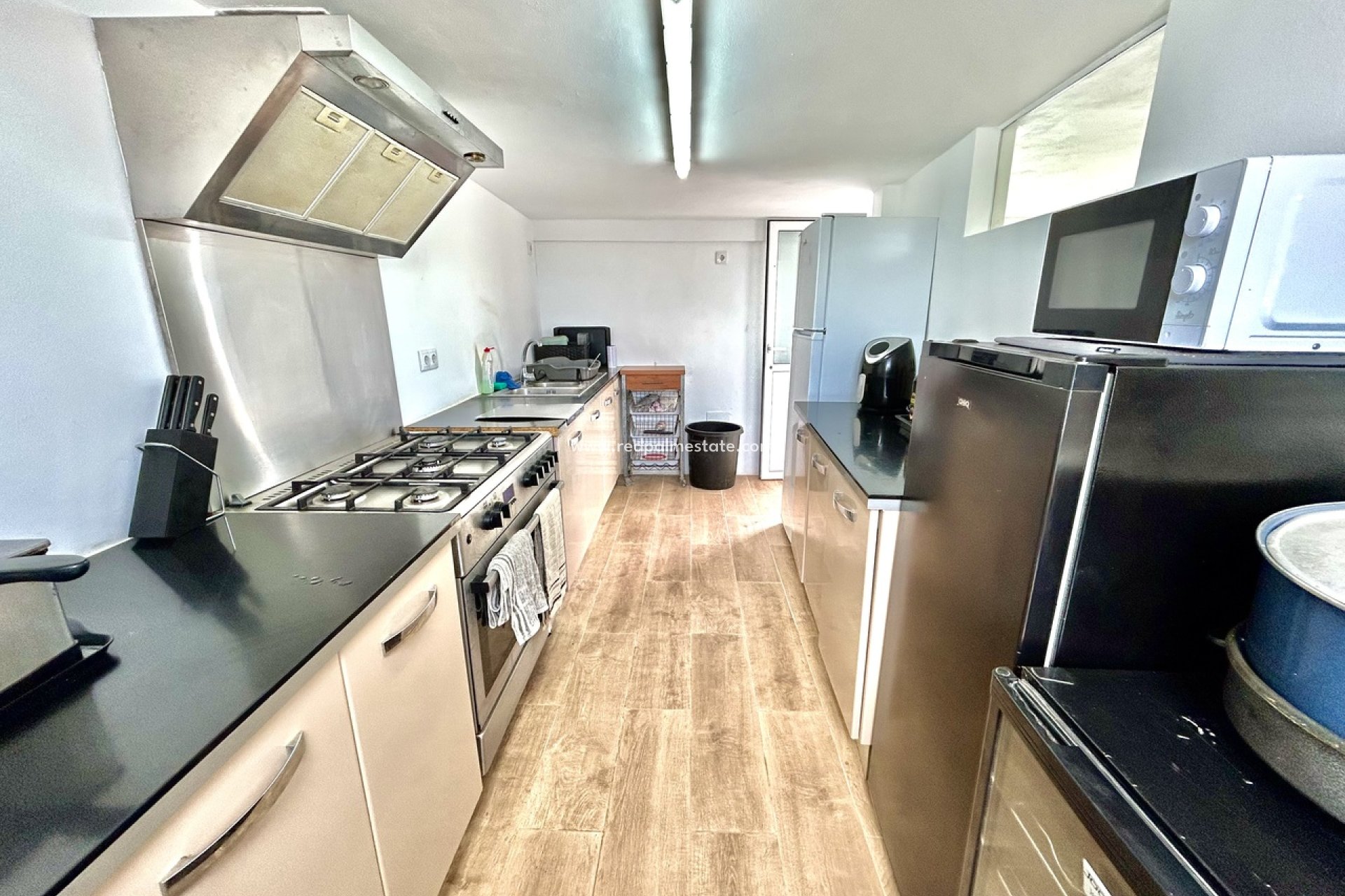 Reventa - Villa -
Montesinos - Los Montesinos