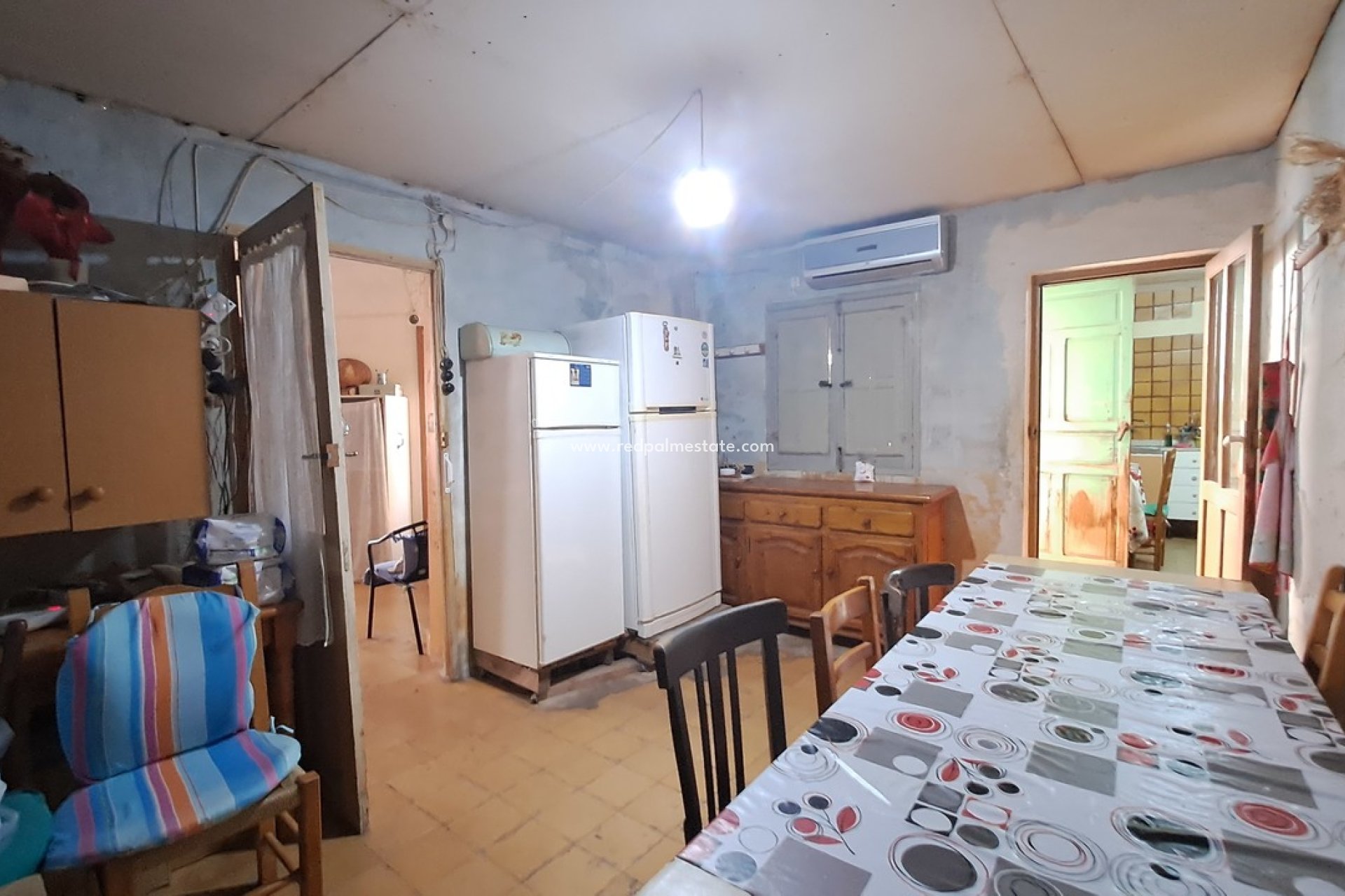 Reventa - Villa -
Montesinos - Los Montesinos