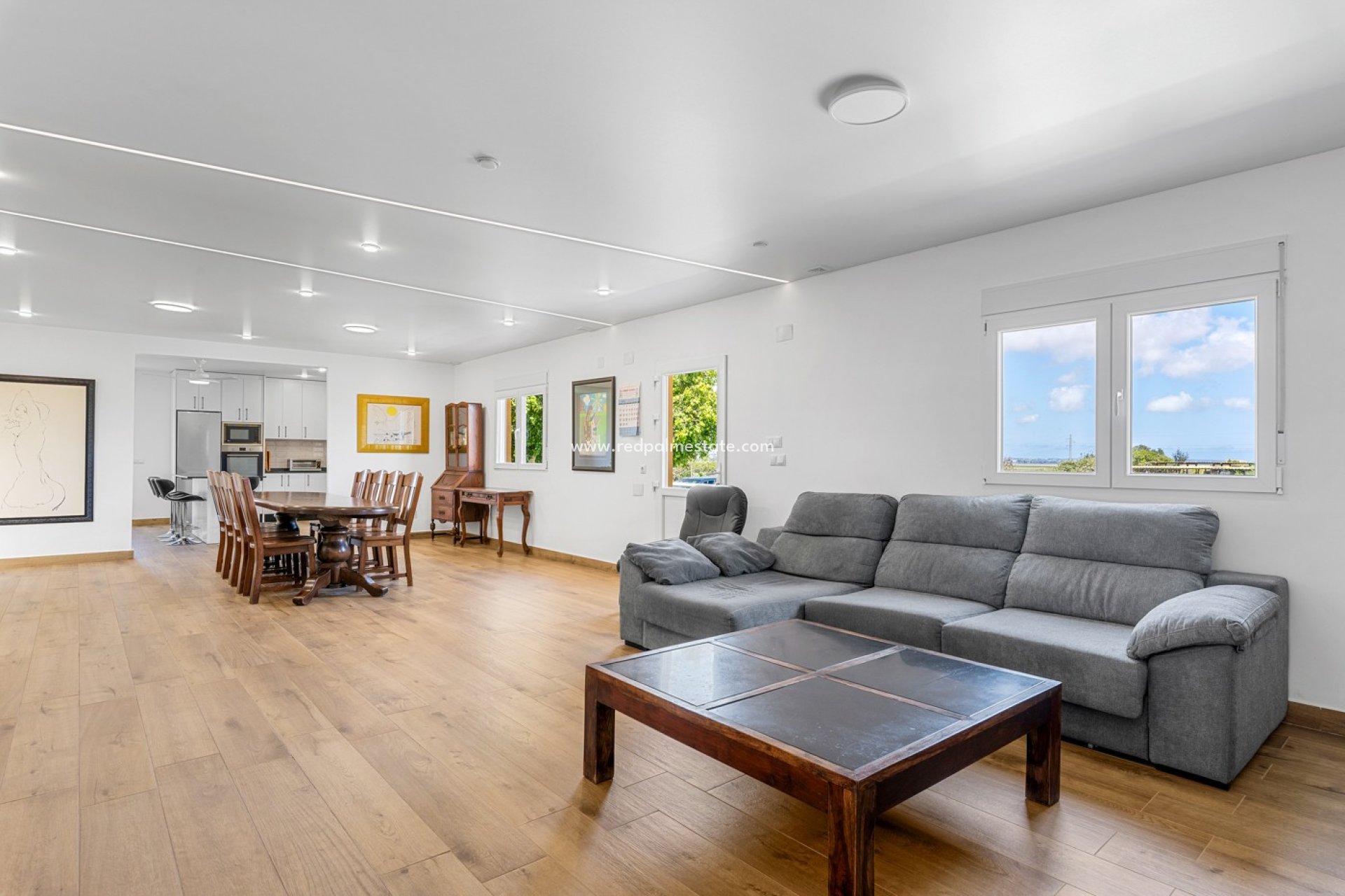 Reventa - Villa -
Montesinos - Los Montesinos