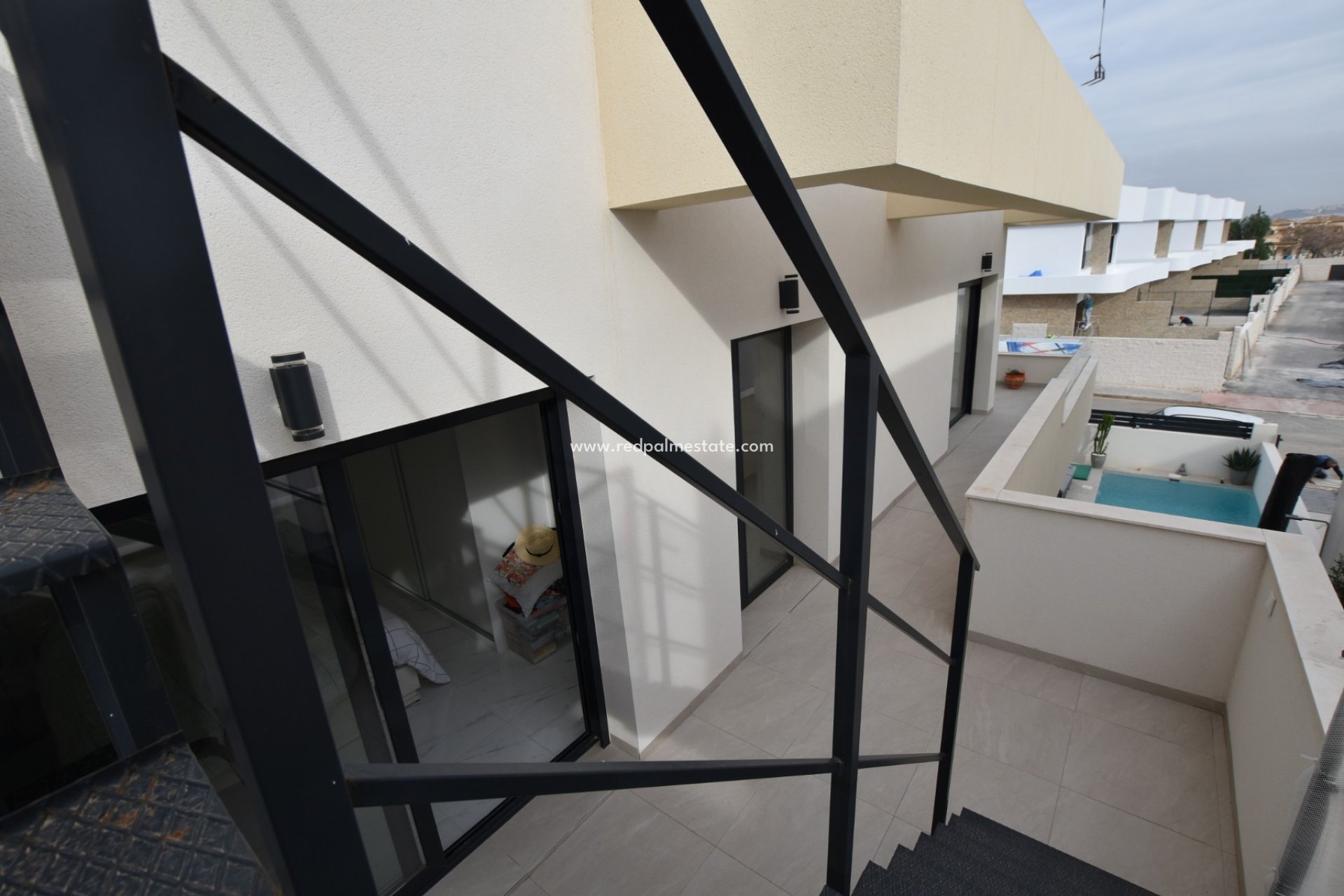 Reventa - Villa -
Montesinos - Los Montesinos