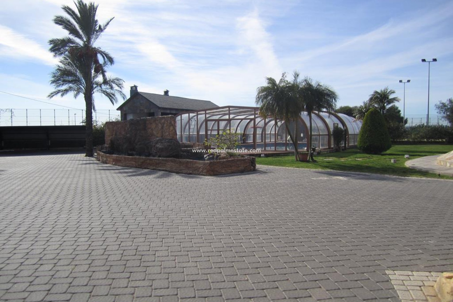 Reventa - Villa -
Montesinos - Los Montesinos