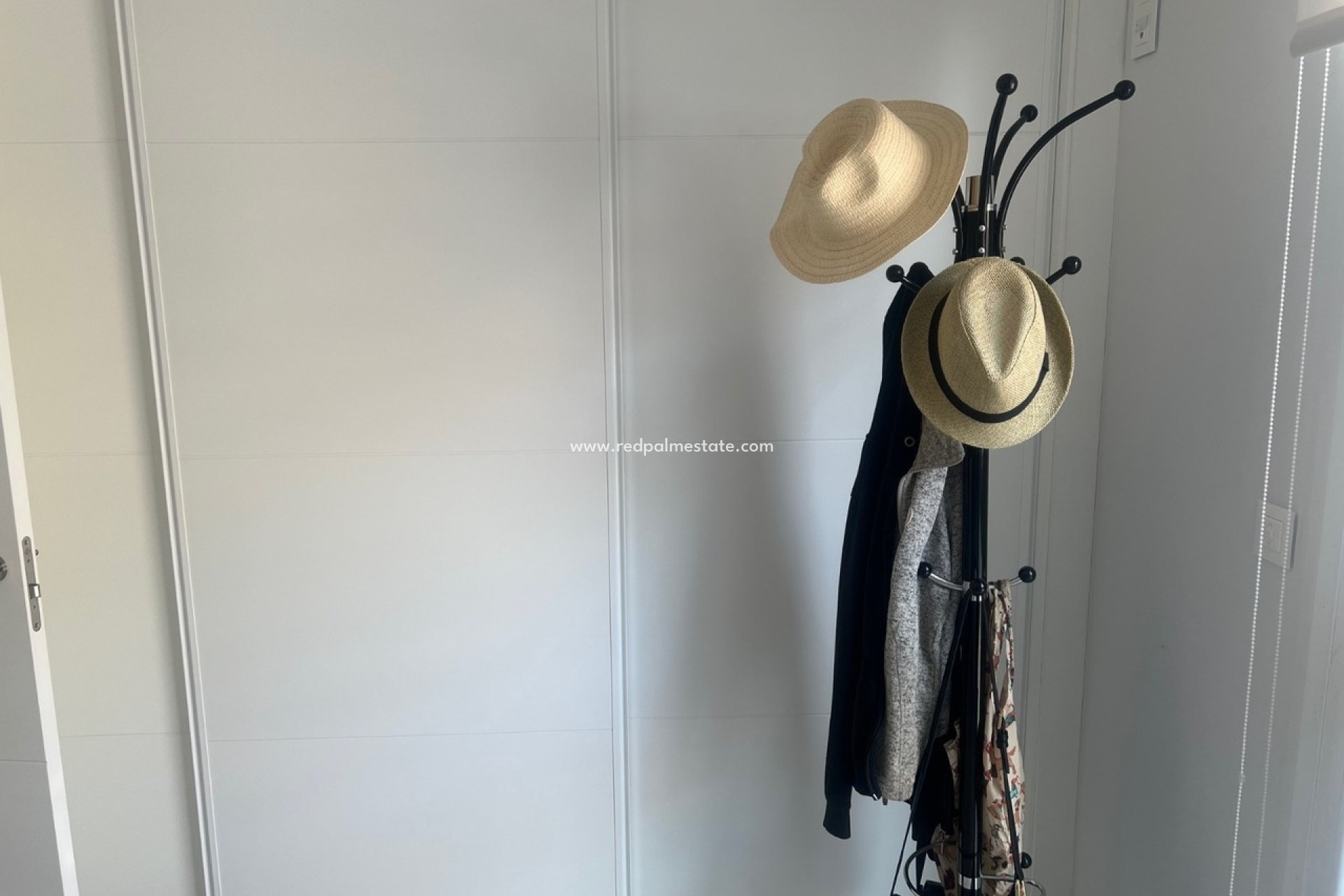 Reventa - Villa -
Montesinos - Los Montesinos