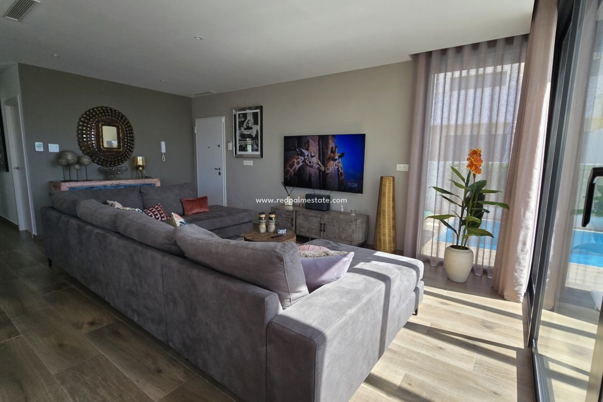 Reventa - Villa -
Montesinos - Los Montesinos