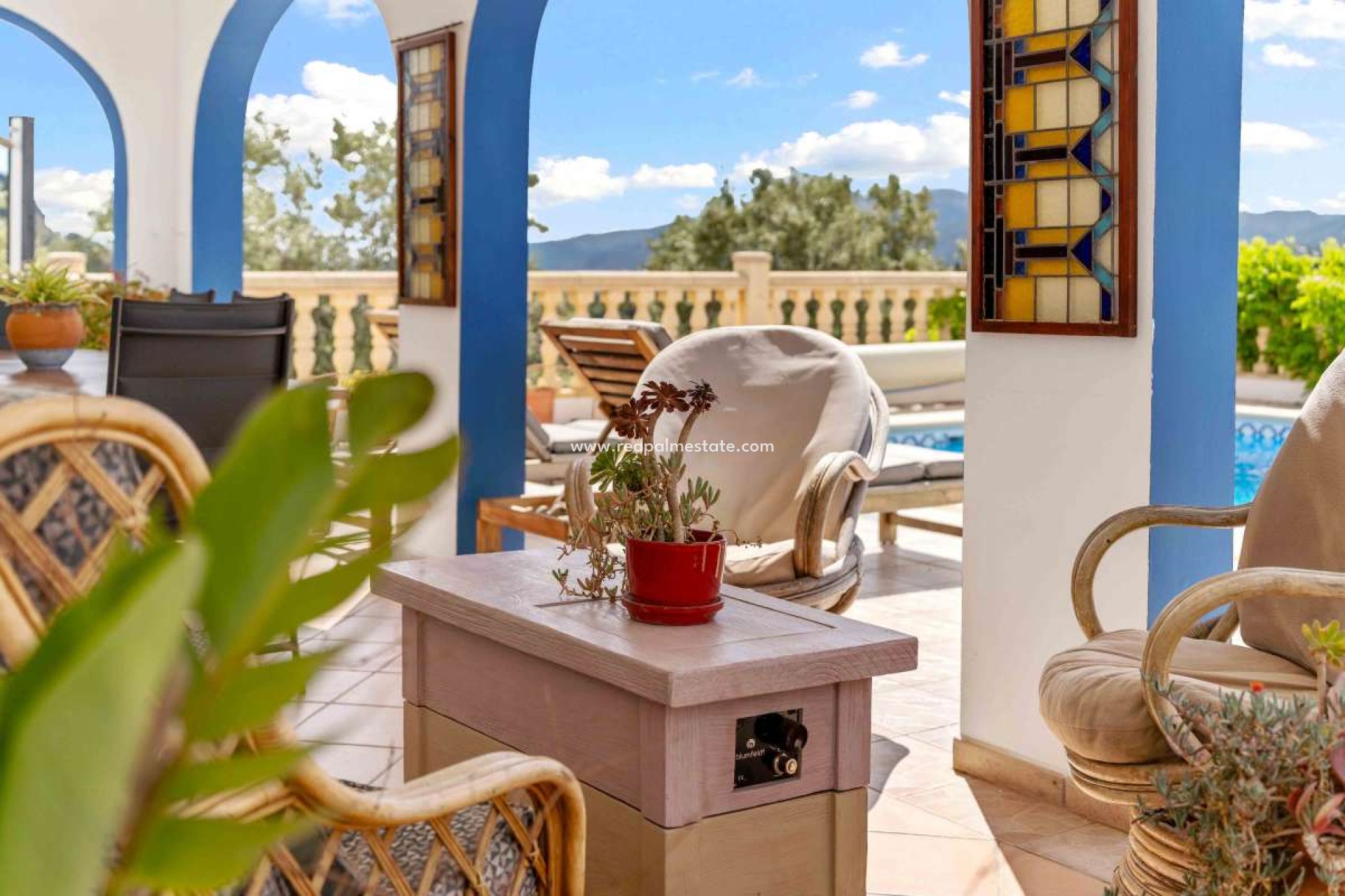 Reventa - Villa -
Murla - Inland