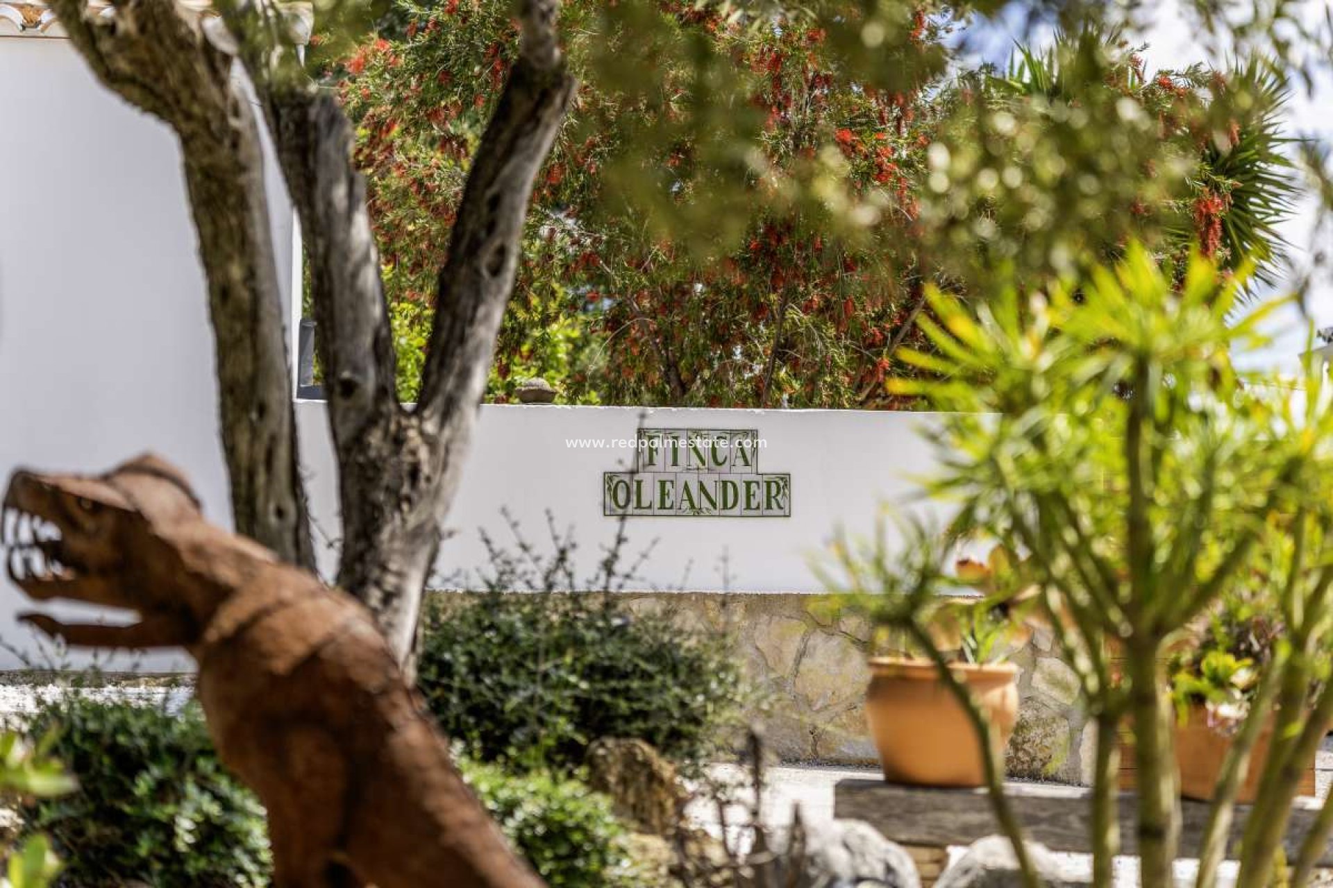 Reventa - Villa -
Murla - Inland