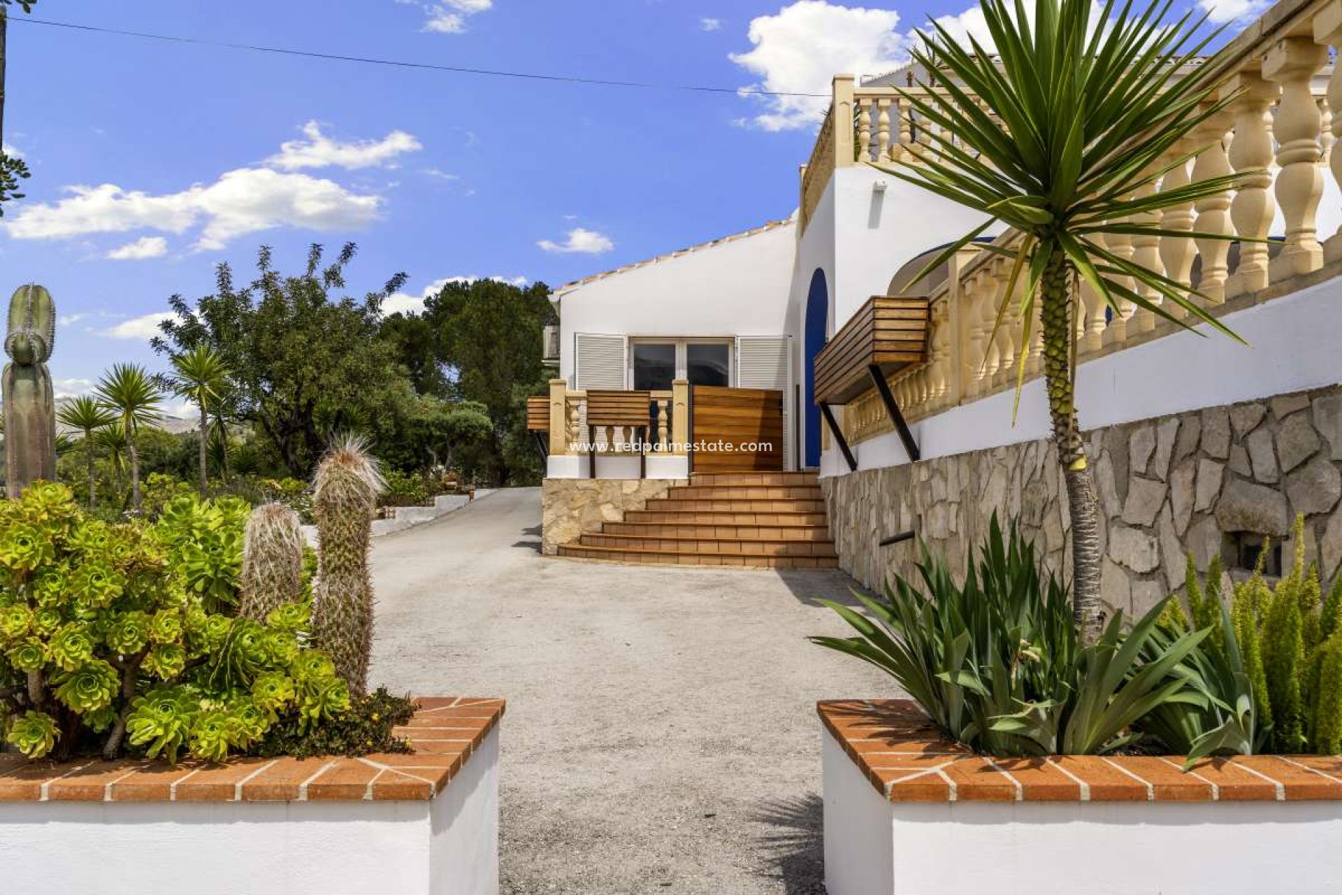 Reventa - Villa -
Murla - Inland