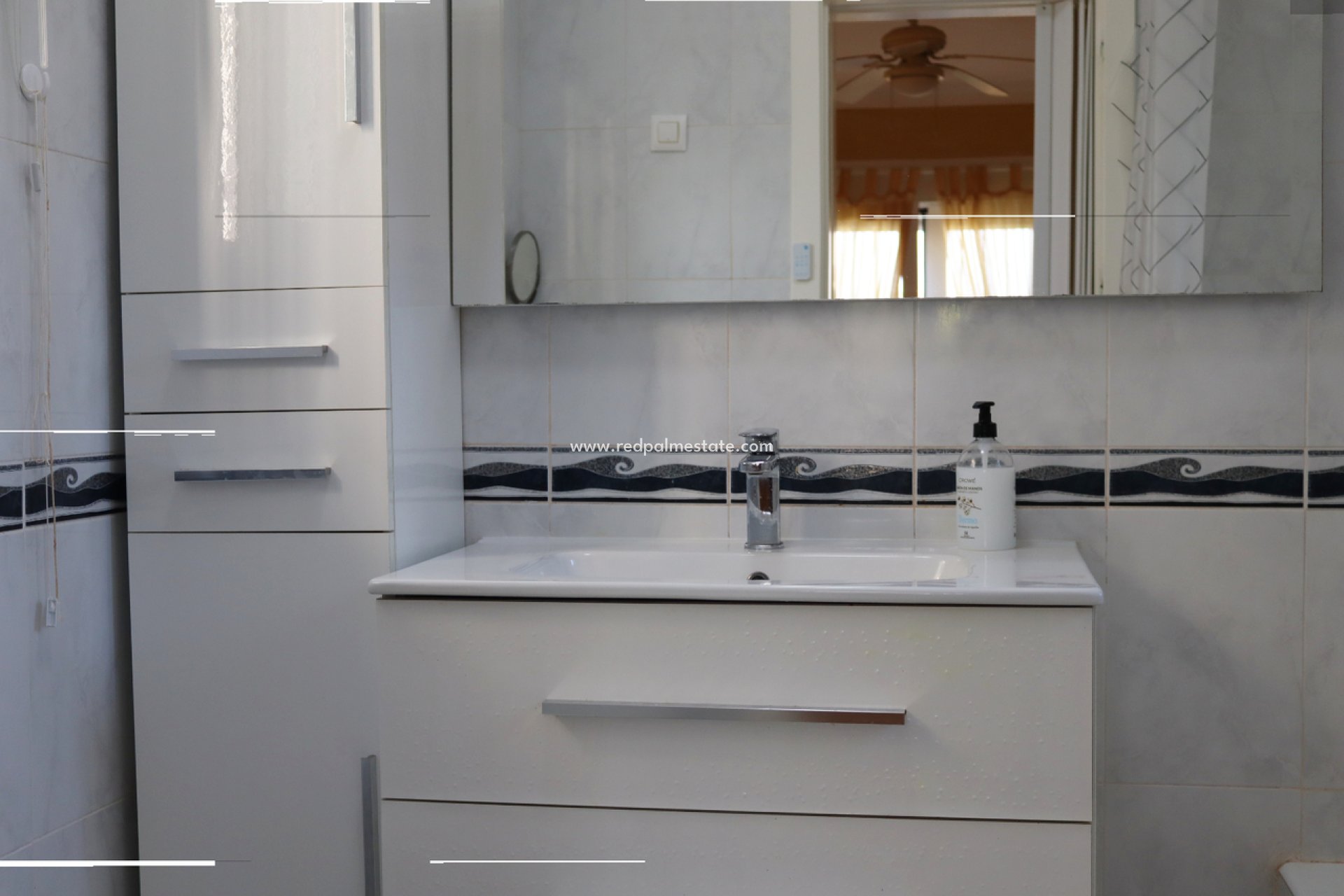 Reventa - Villa -
Murla - Inland