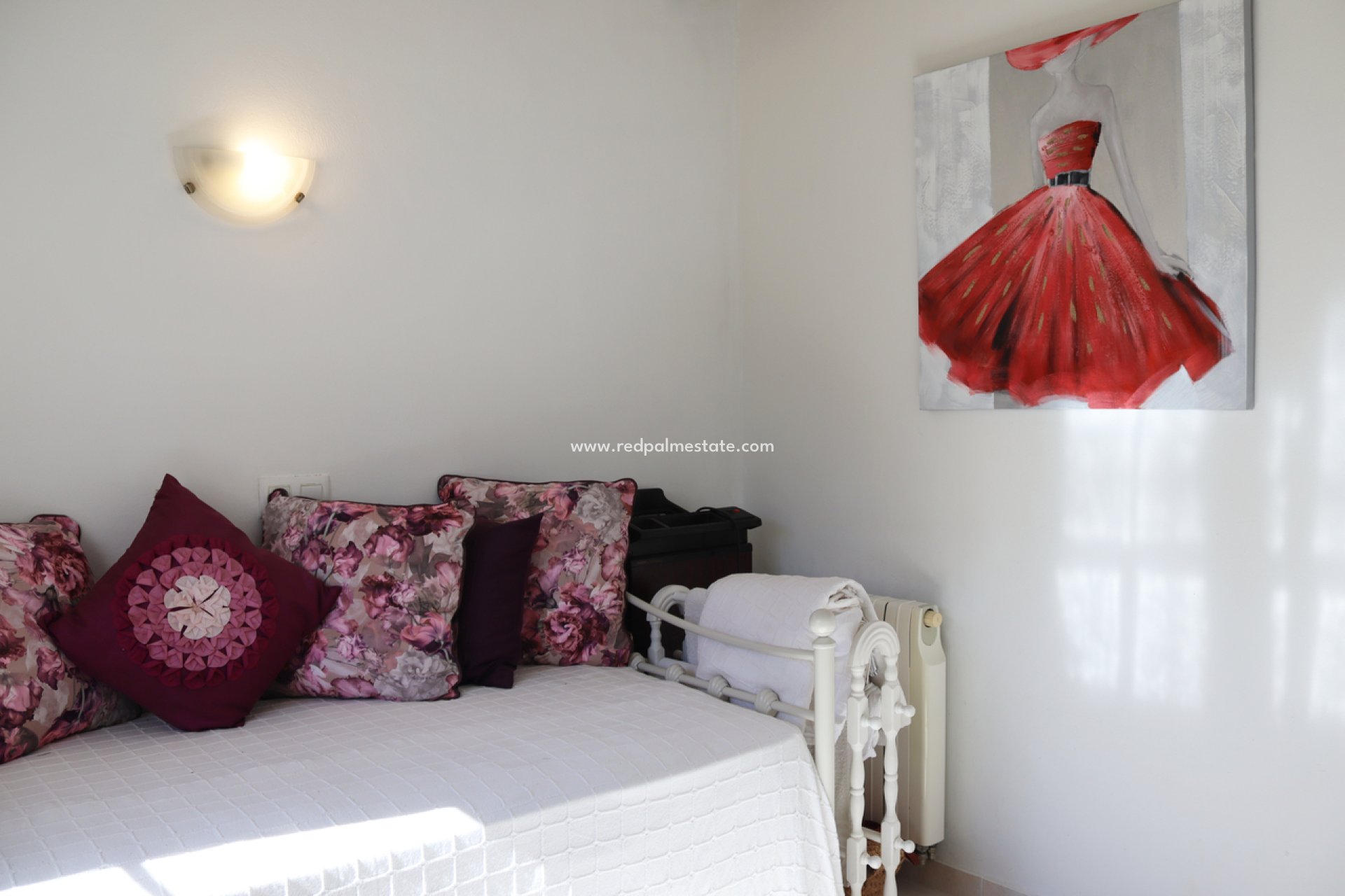 Reventa - Villa -
Orba - Inland