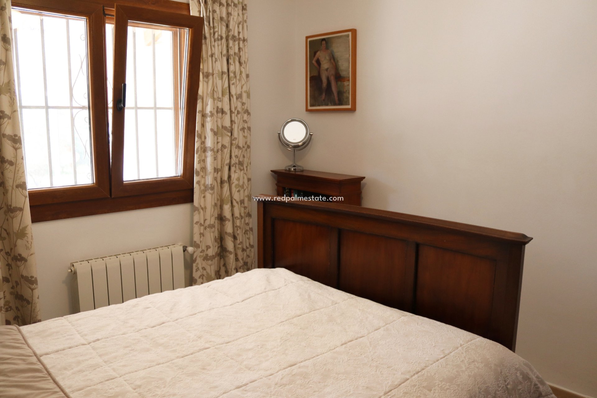 Reventa - Villa -
Orba - Inland