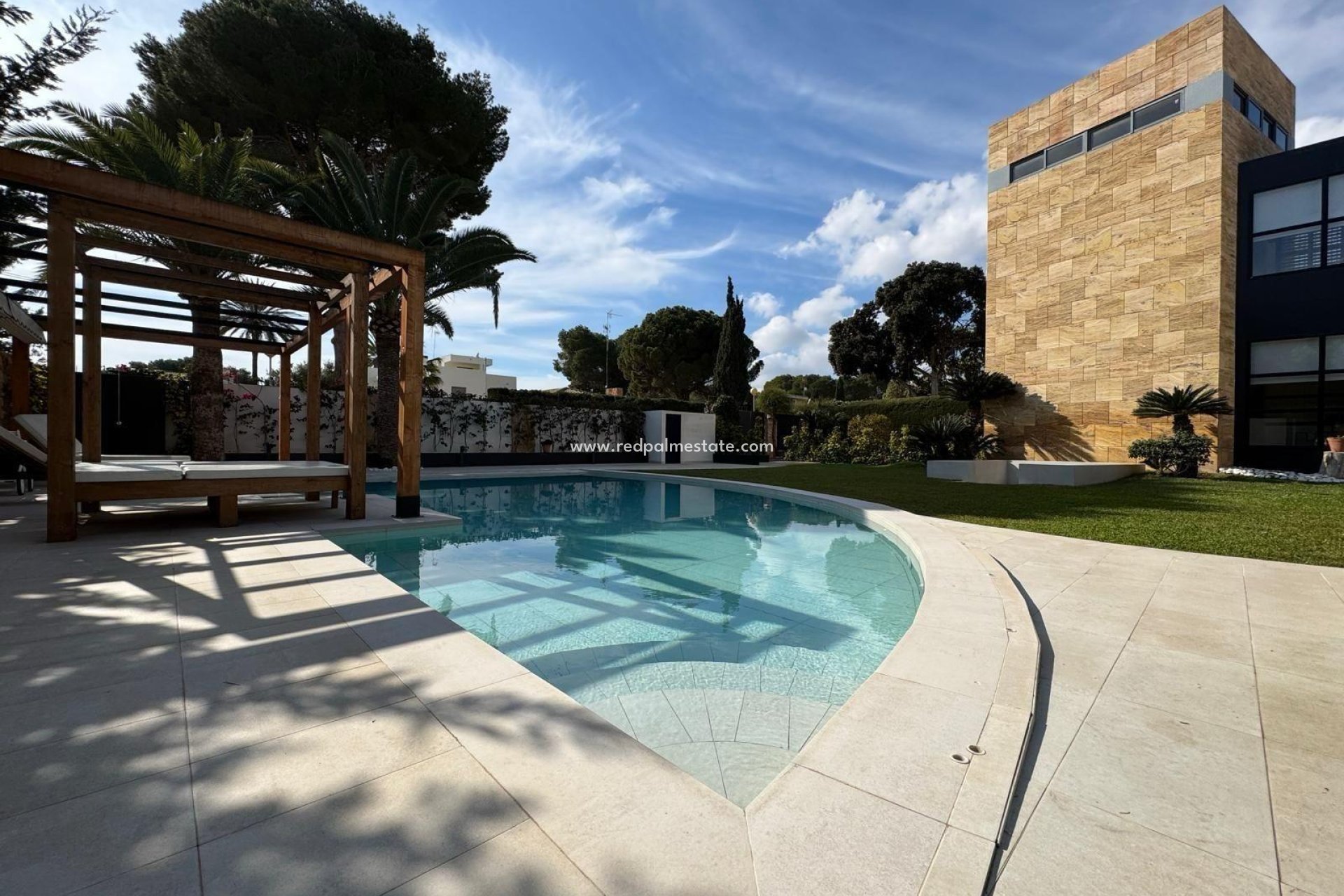 Reventa - Villa -
Orihuela Costa - Altos de Campoamor