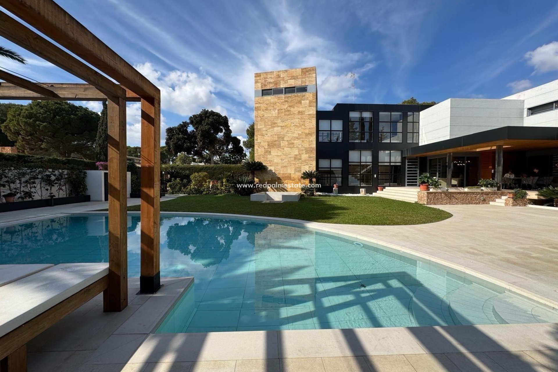 Reventa - Villa -
Orihuela Costa - Altos de Campoamor