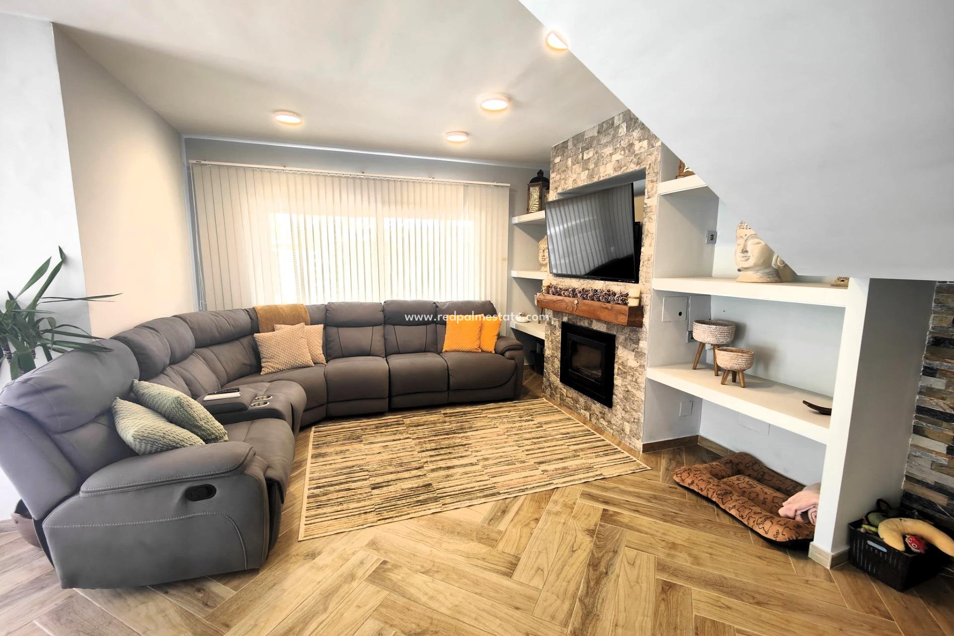 Reventa - Villa -
Orihuela Costa - Cabo Roig