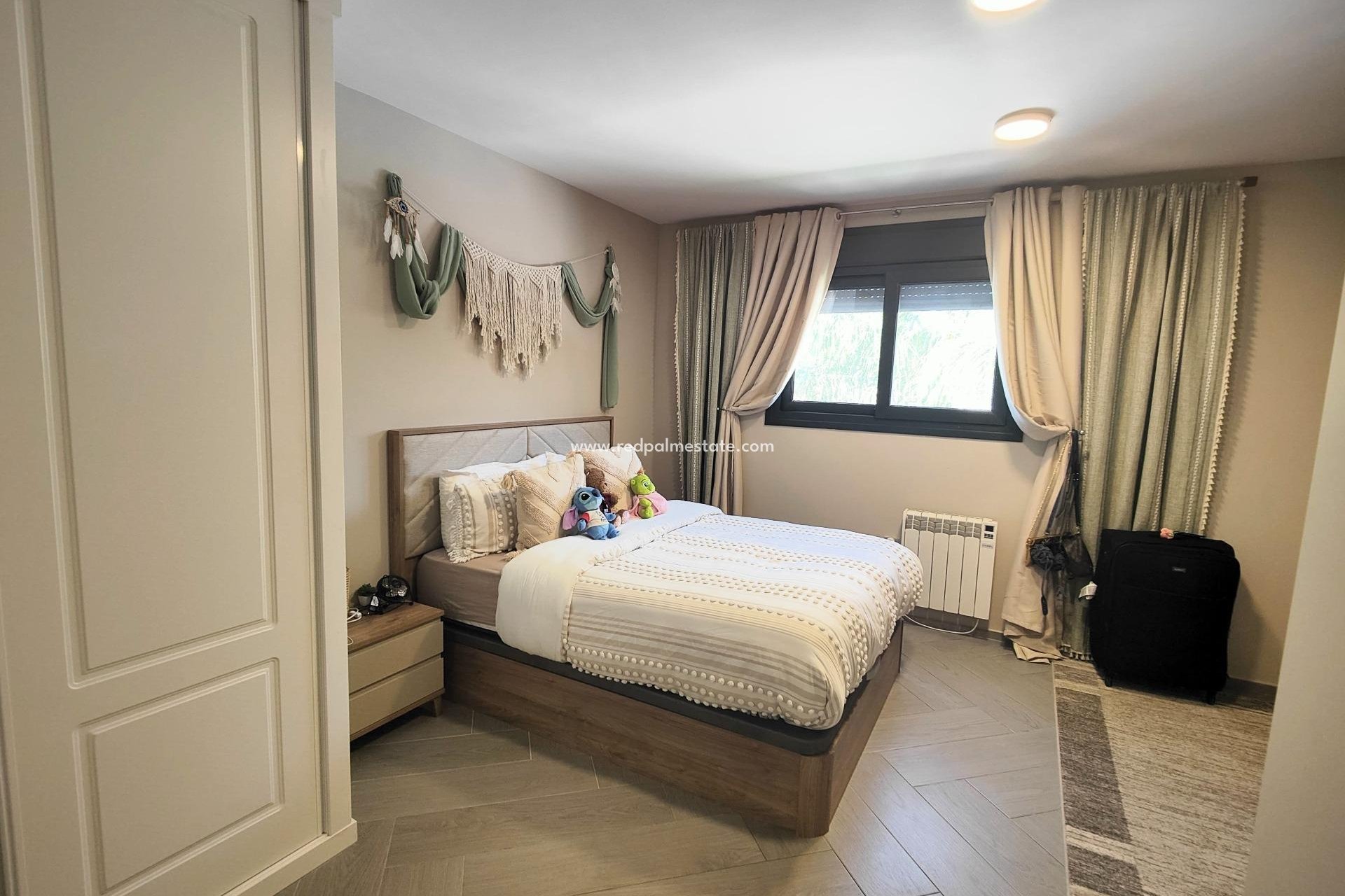 Reventa - Villa -
Orihuela Costa - Cabo Roig