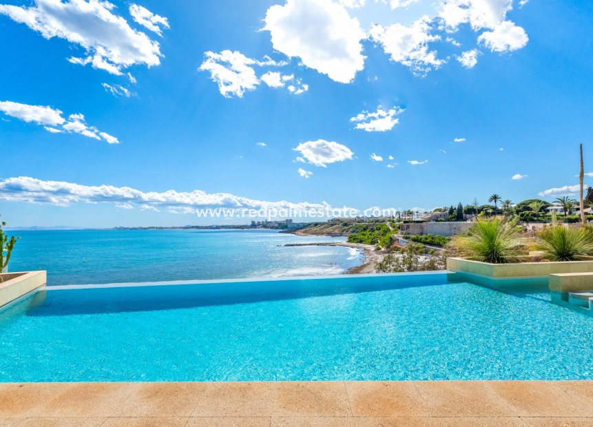 Reventa - Villa -
Orihuela Costa - Cabo Roig