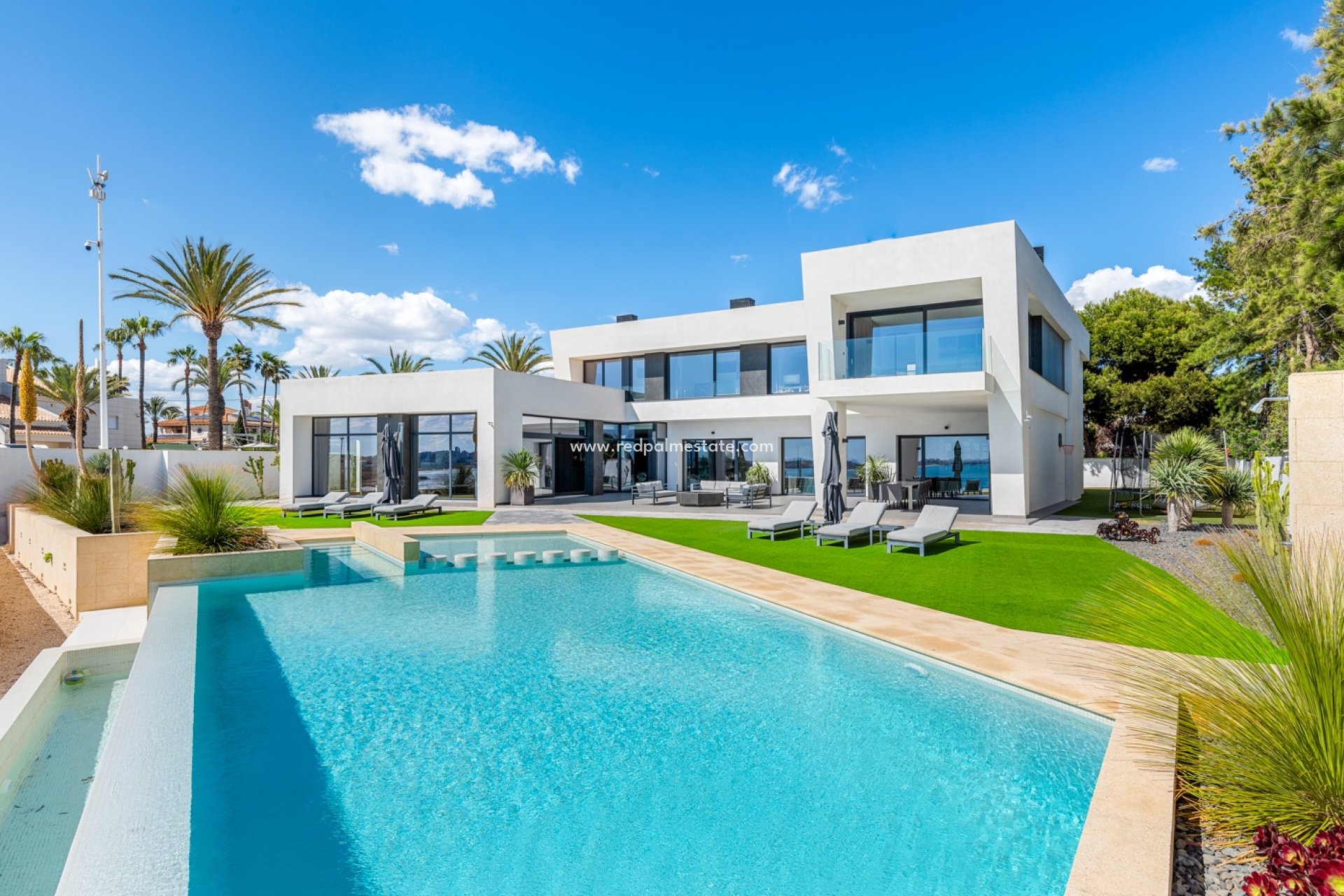 Reventa - Villa -
Orihuela Costa - Cabo Roig