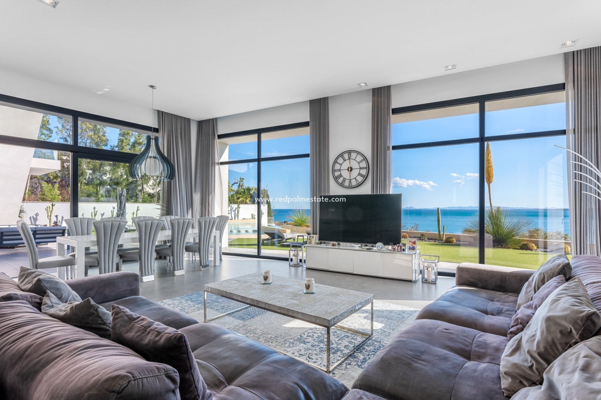 Reventa - Villa -
Orihuela Costa - Cabo Roig