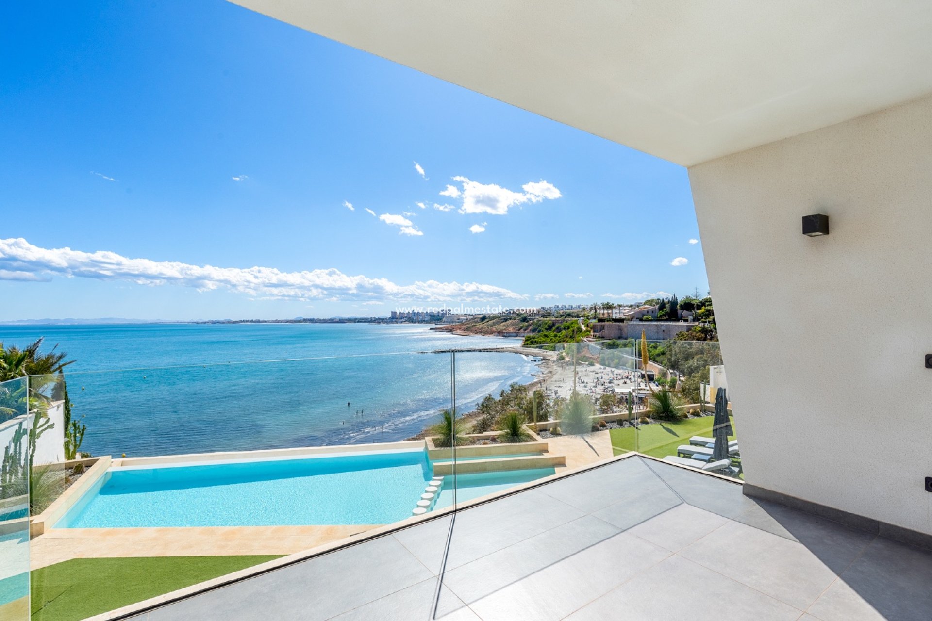 Reventa - Villa -
Orihuela Costa - Cabo Roig