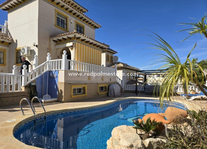 Reventa - Villa -
Orihuela Costa - Cabo Roig