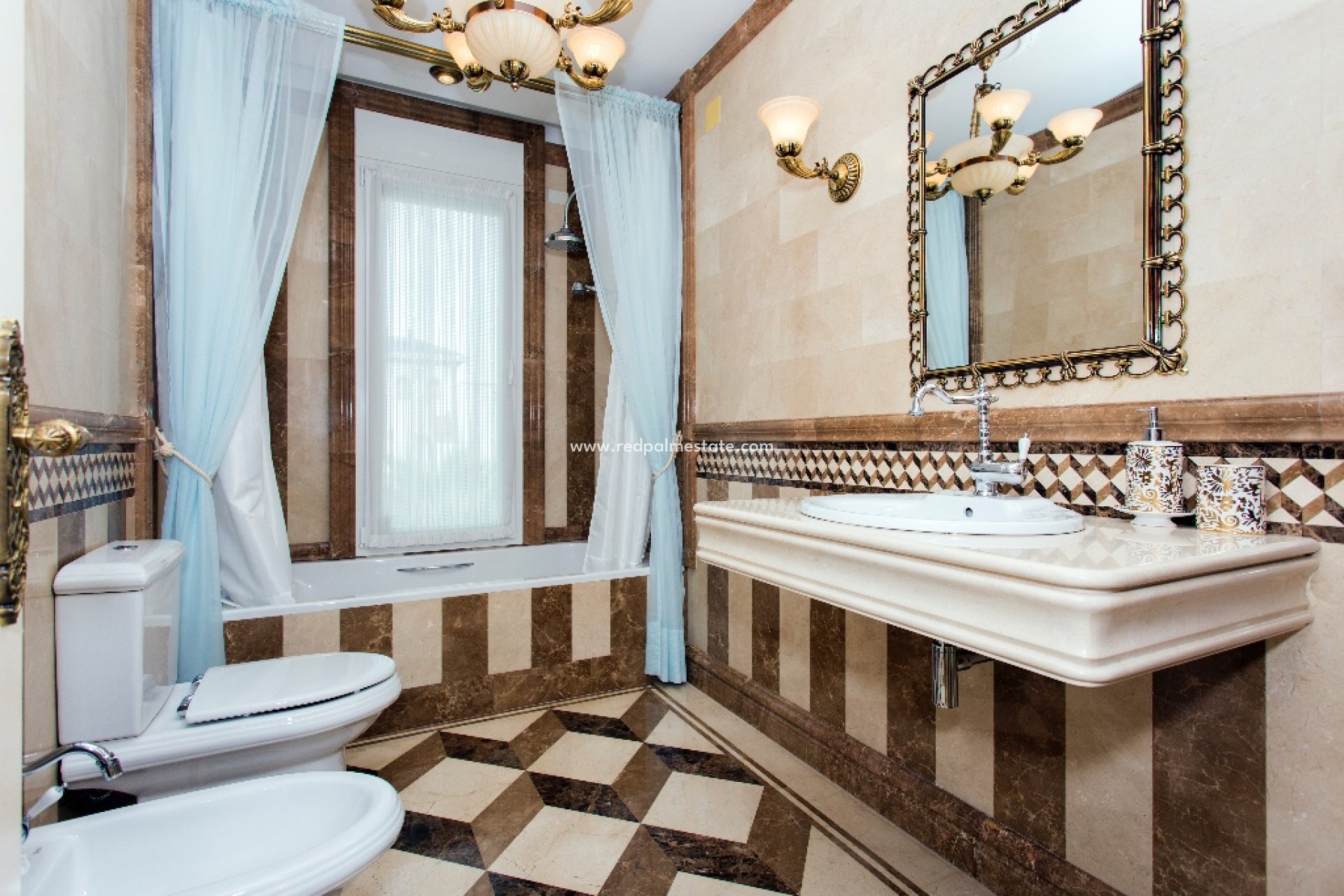 Reventa - Villa -
Orihuela Costa - Cabo Roig