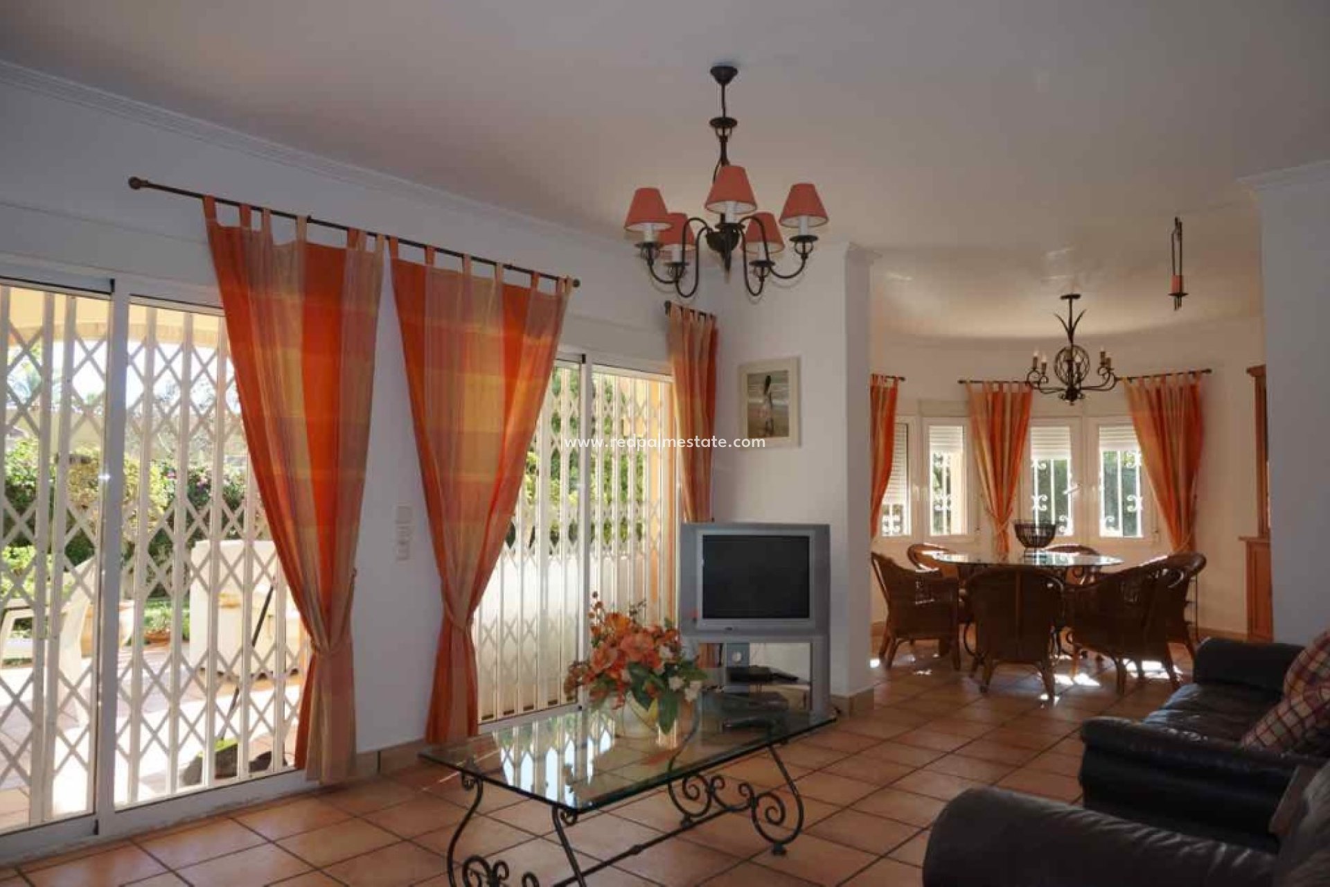 Reventa - Villa -
Orihuela Costa - Cabo Roig