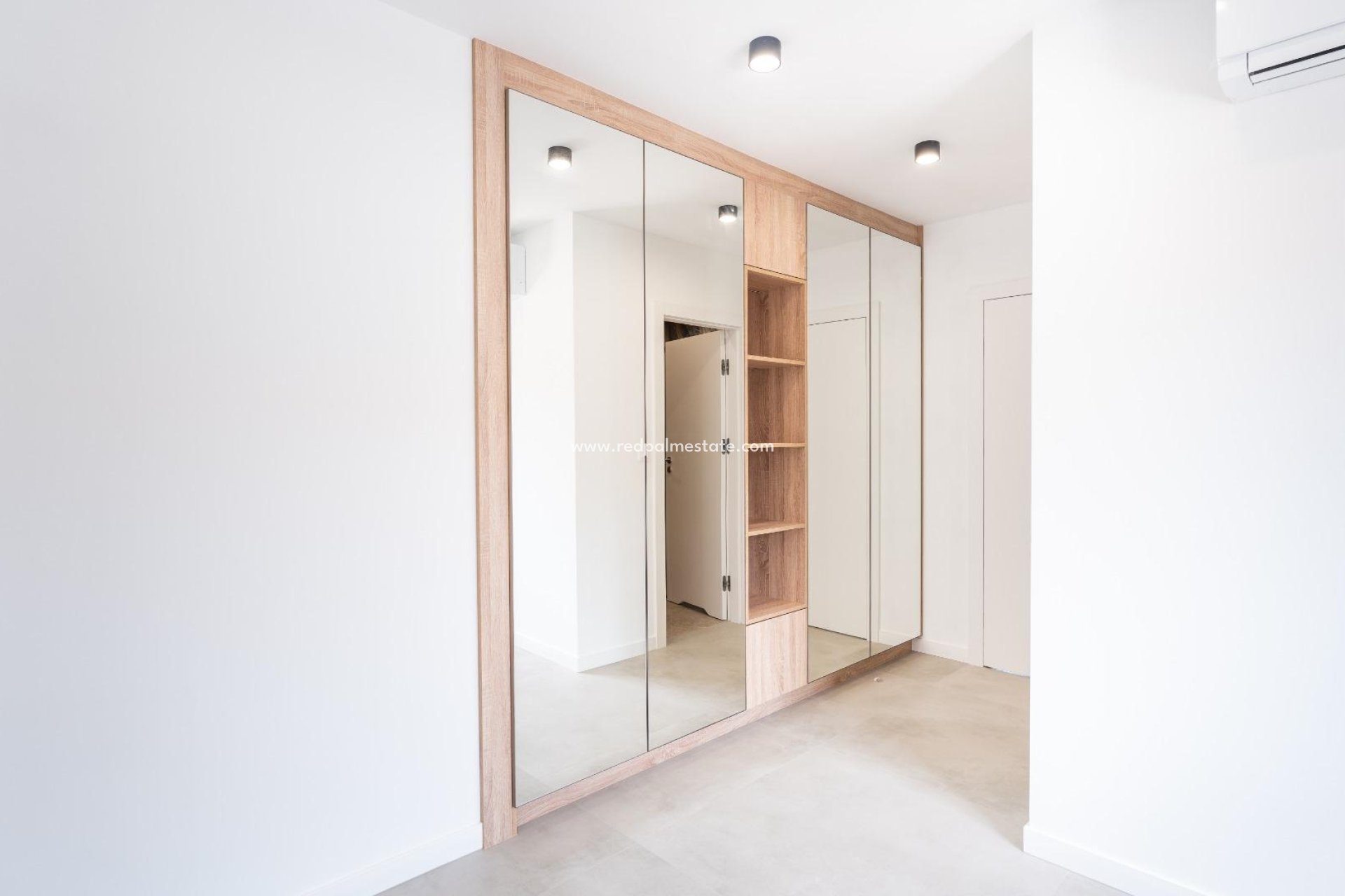 Reventa - Villa -
Orihuela Costa - Cabo Roig