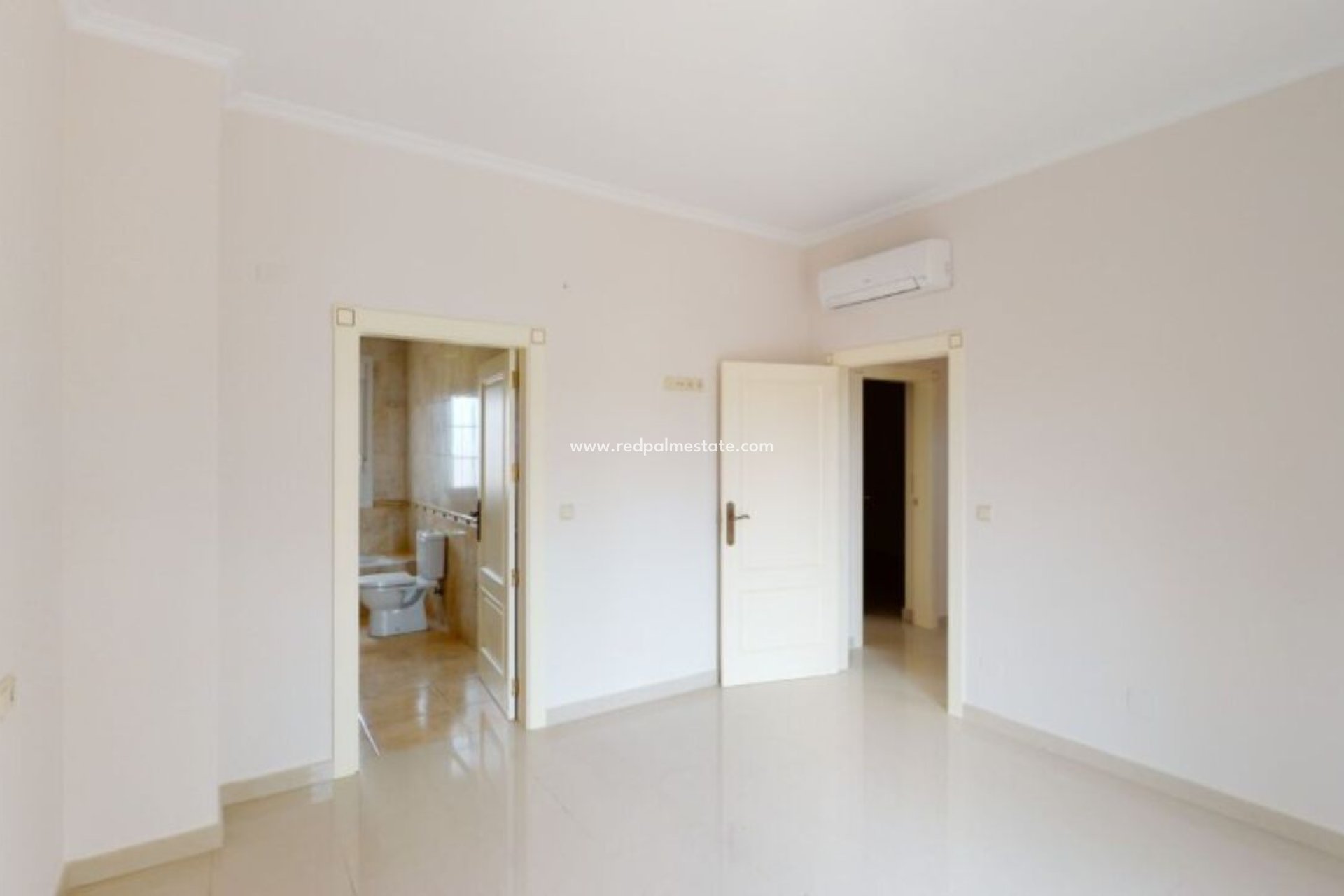 Reventa - Villa -
Orihuela Costa - Cabo Roig