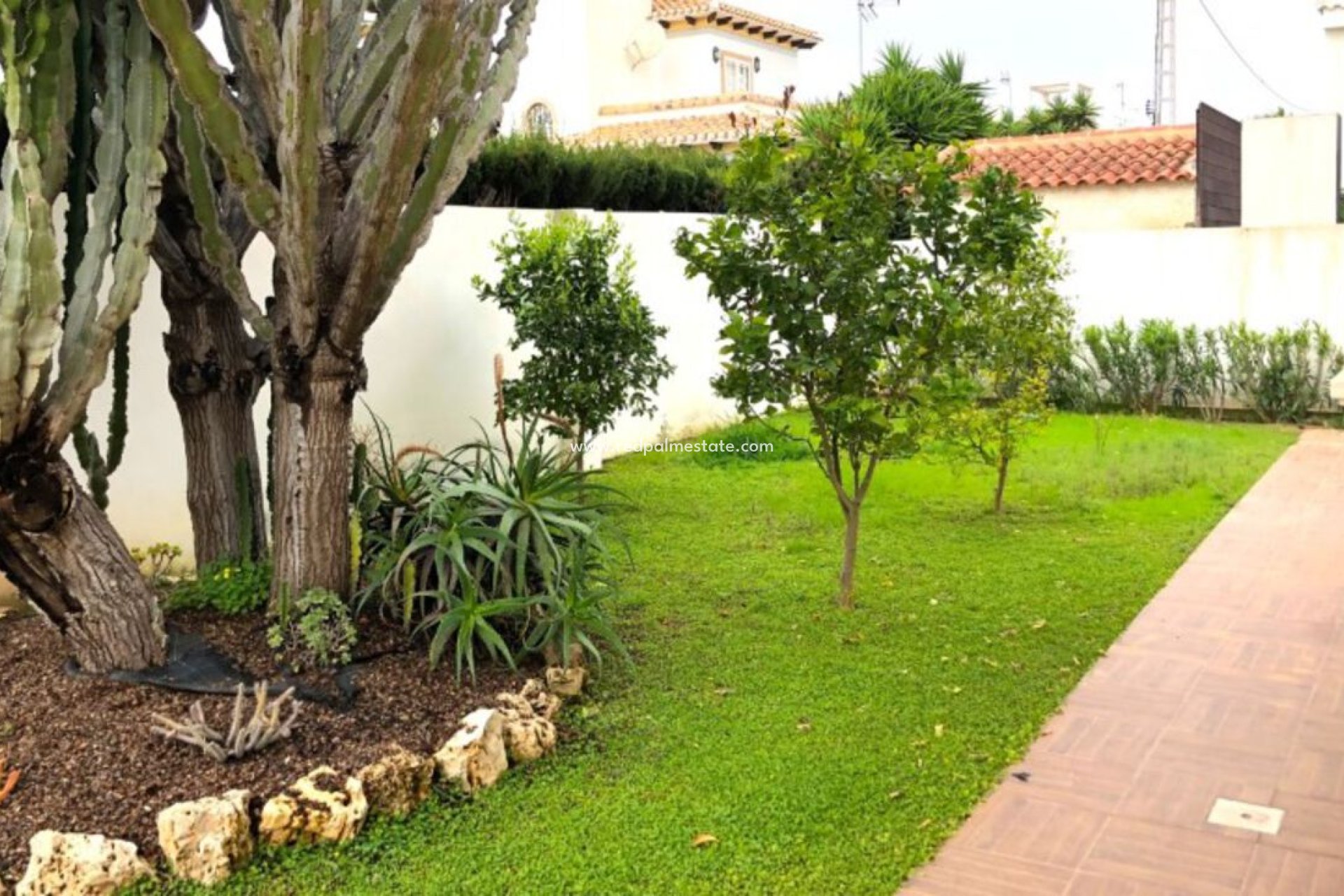 Reventa - Villa -
Orihuela Costa - Cabo Roig