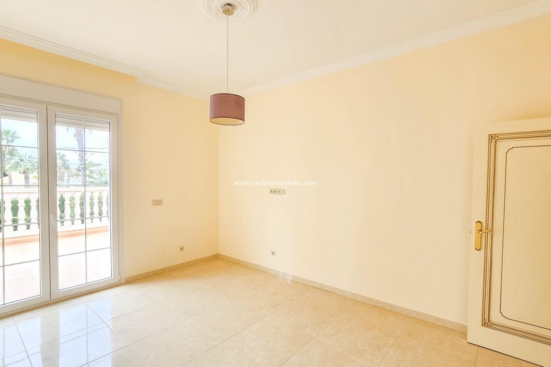 Reventa - Villa -
Orihuela Costa - Cabo Roig