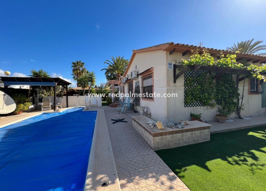 Reventa - Villa -
Orihuela Costa - Cabo Roig