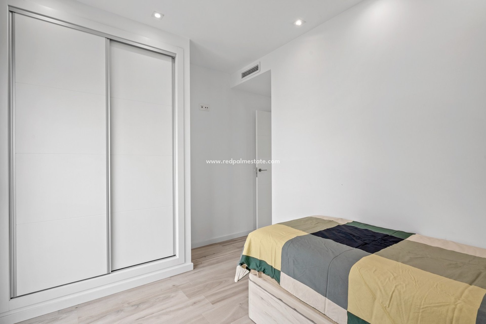 Reventa - Villa -
Orihuela Costa - Cabo Roig