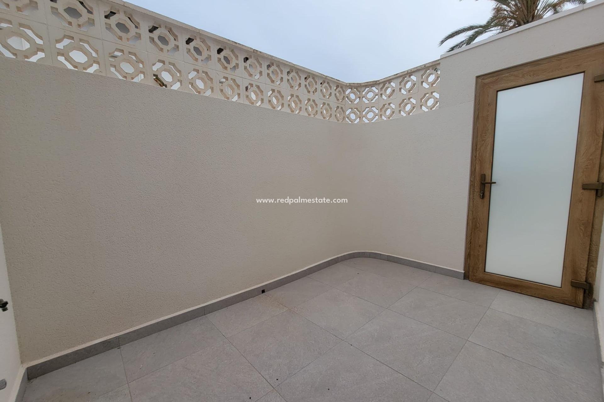 Reventa - Villa -
Orihuela Costa - Cabo Roig