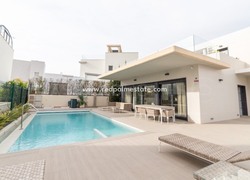 Reventa - Villa -
Orihuela Costa - Campoamor