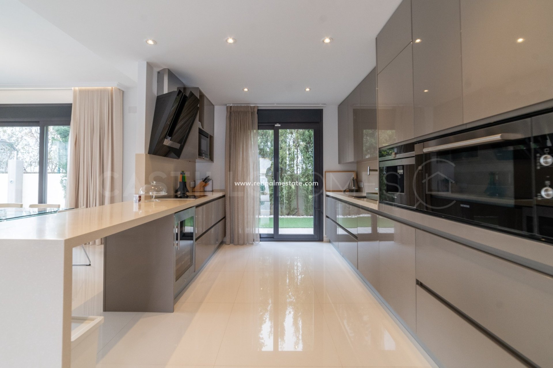 Reventa - Villa -
Orihuela Costa - Campoamor