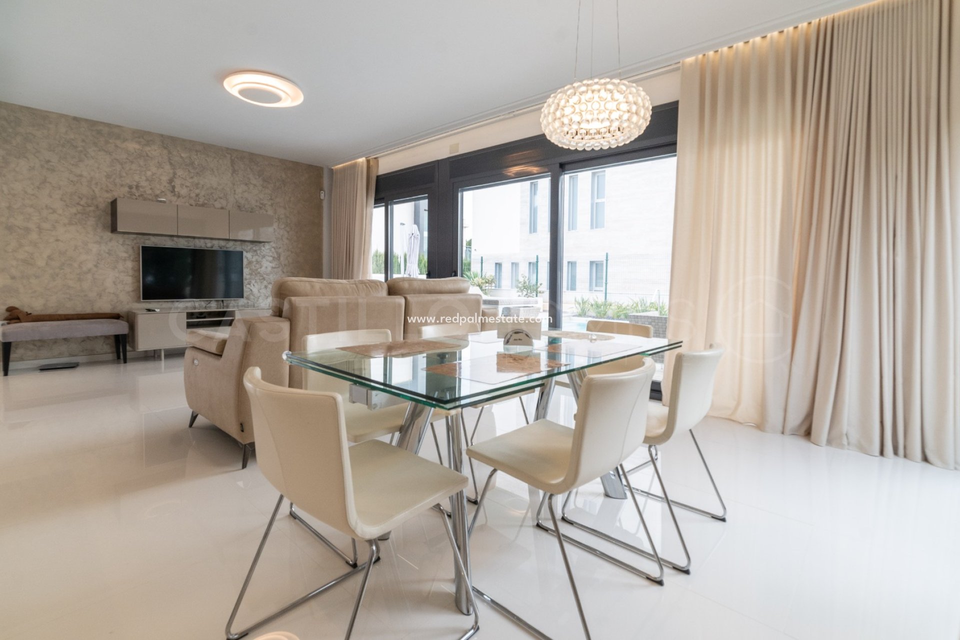 Reventa - Villa -
Orihuela Costa - Campoamor