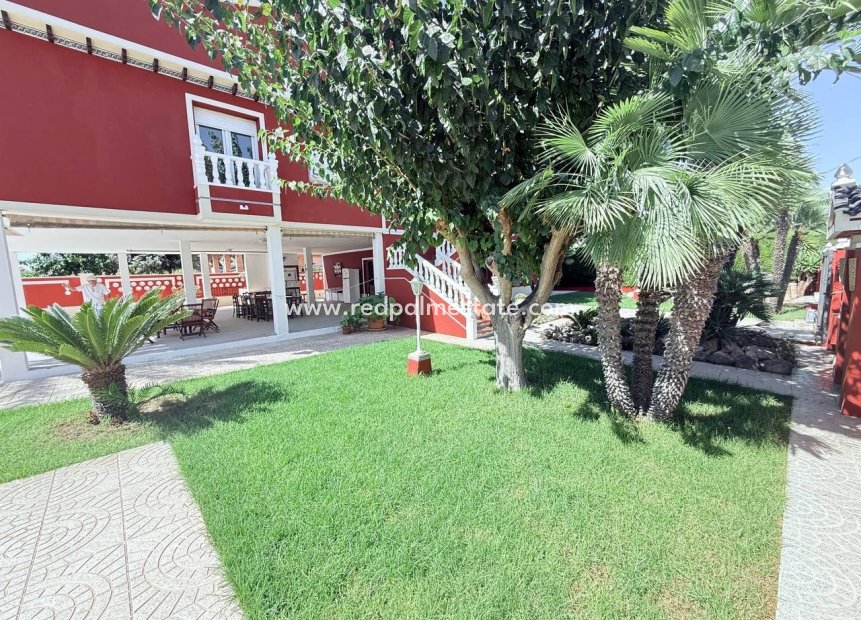 Reventa - Villa -
Orihuela Costa - Campoamor