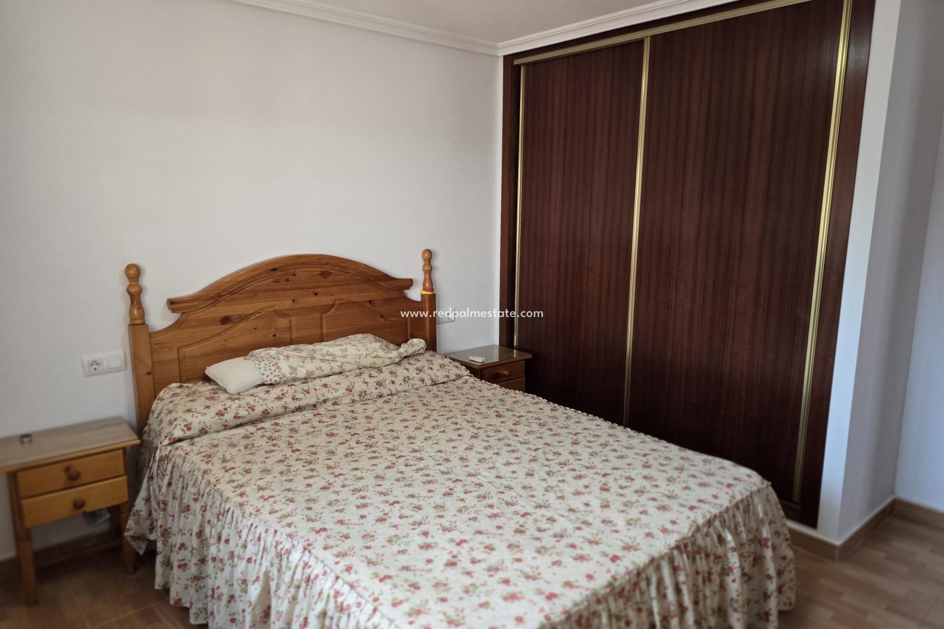 Reventa - Villa -
Orihuela Costa - Campoamor